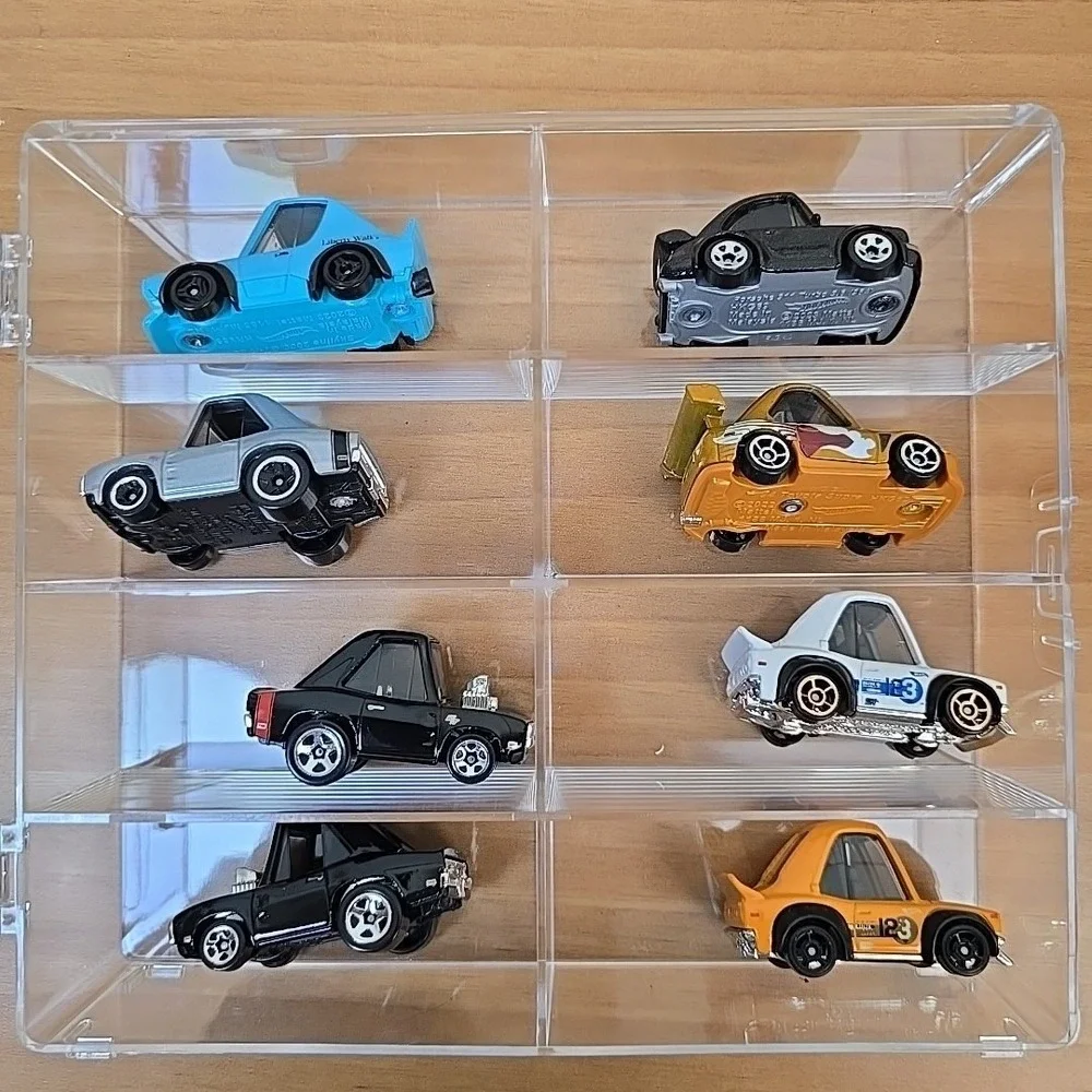 Hot Wheels TOONED Bundle of 8 : Mazda RX-3 Porsche Supra Dodge GT-R in‎ CASE